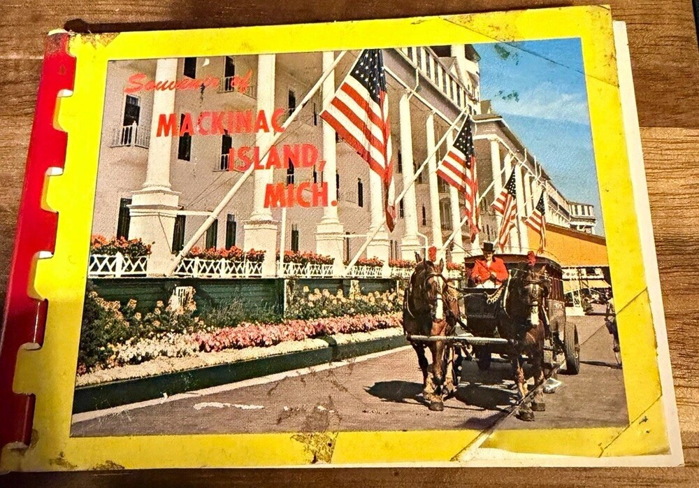 VINTAGE 1965 Mackinac Island Michigan Souvenir Postcard Booklet LL Cook Co